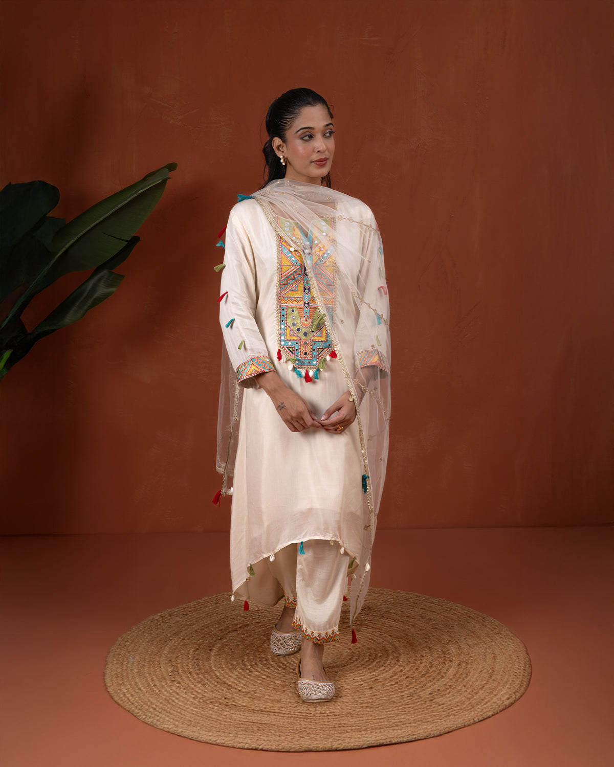 Ratnavali Crepe Tissue Suit Set